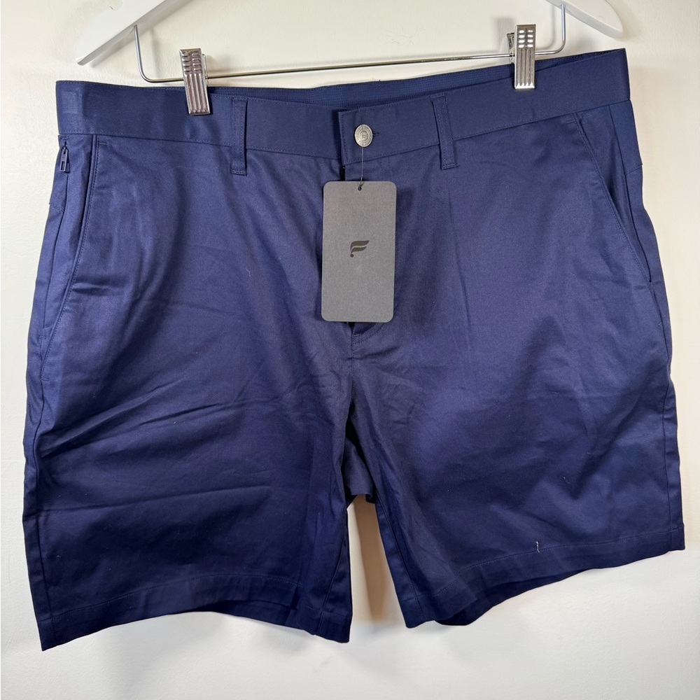 Fabletics Men’s High Side Shorts Size 36 – Navy Blue – NWT